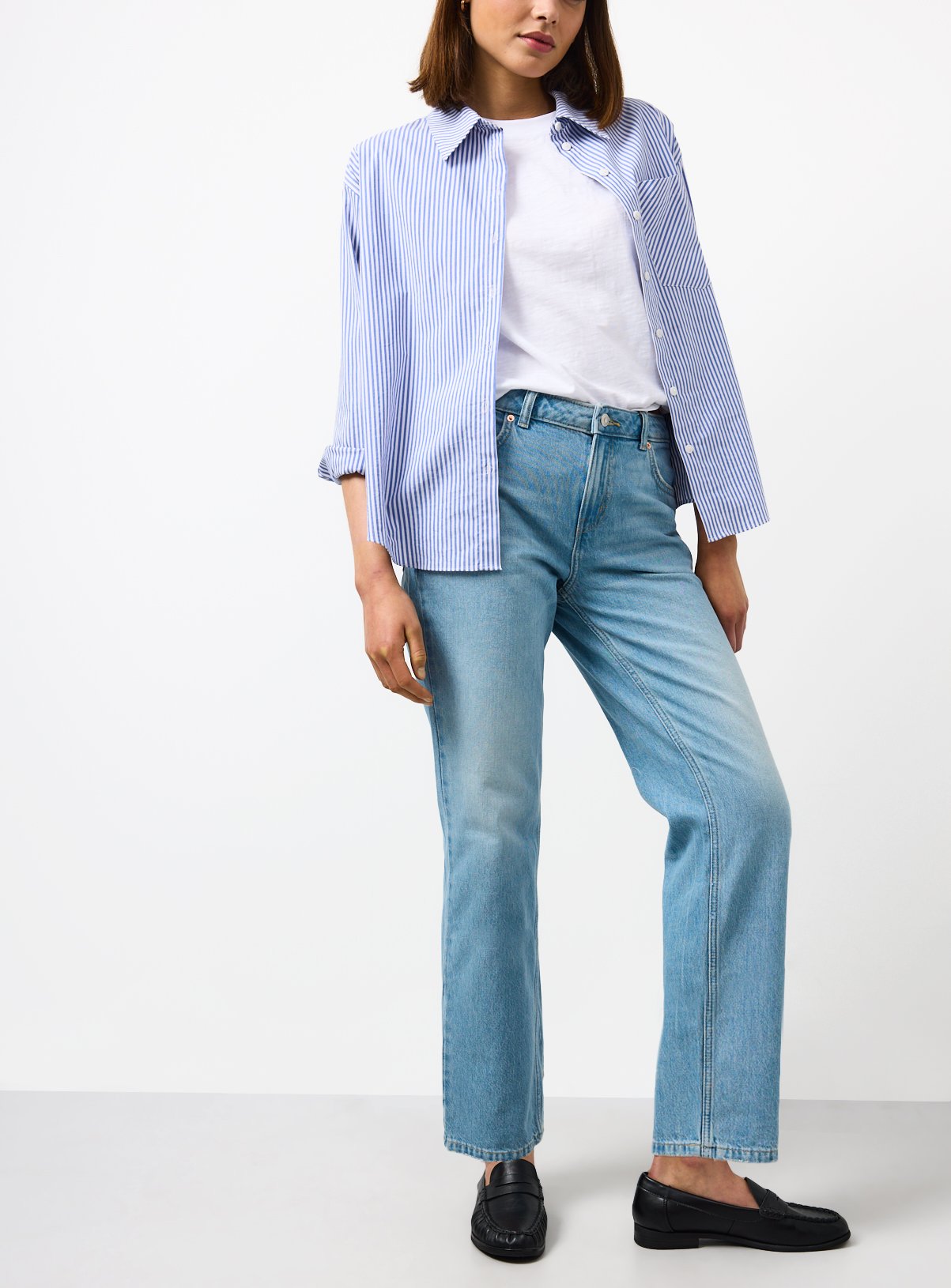 Light Denim Relaxed Straight Leg Ankle Grazer Jeans 12L - Image 3 thumbnail